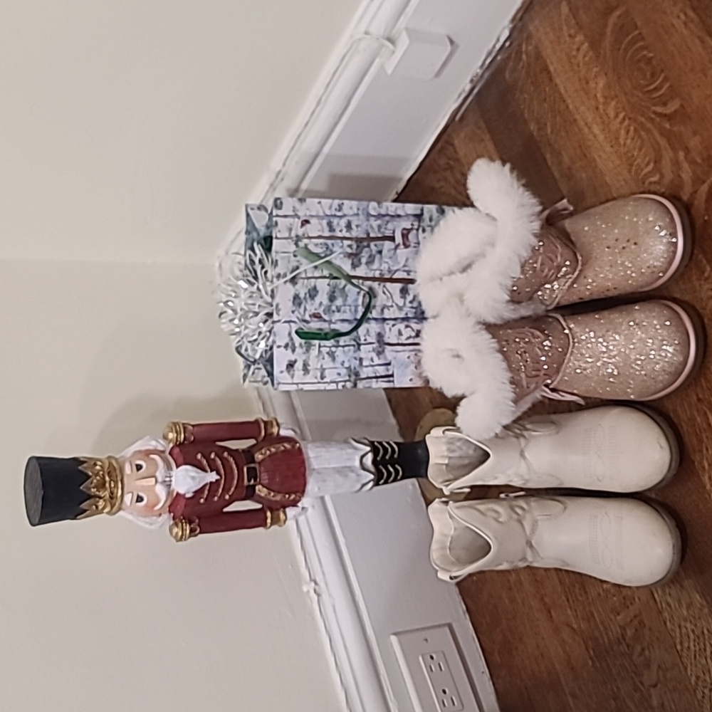 Bundle kids girl  boots